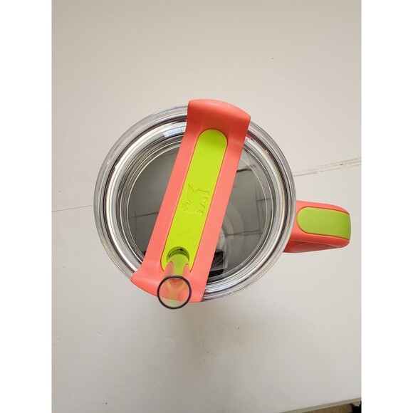 Stanley The Flowstate Quencher H2.0 Tumbler 40oz Hibiscus - Picture 4 of 9